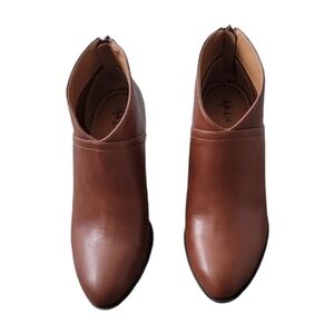 Style and Company Women's Brown Ankle Faux Leather Boots Size 8.5M NWT